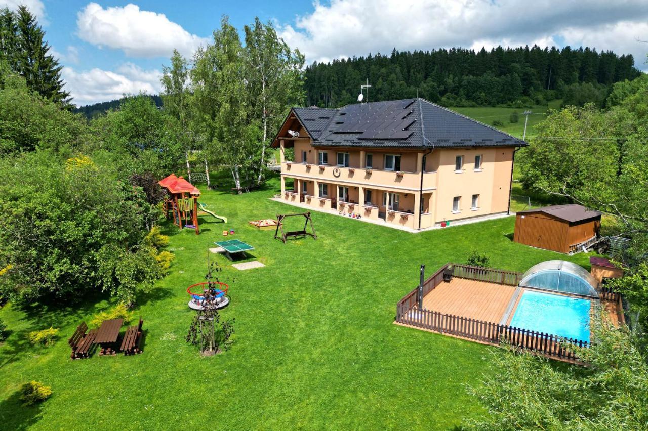 Apartments Nad Rybniky Horní Planá Extérieur photo
